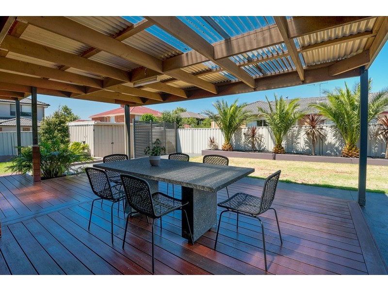 16 Mosman Way, Craigieburn VIC 3064