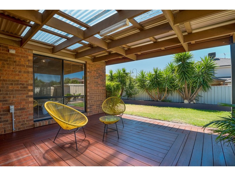 16 Mosman Way, Craigieburn VIC 3064