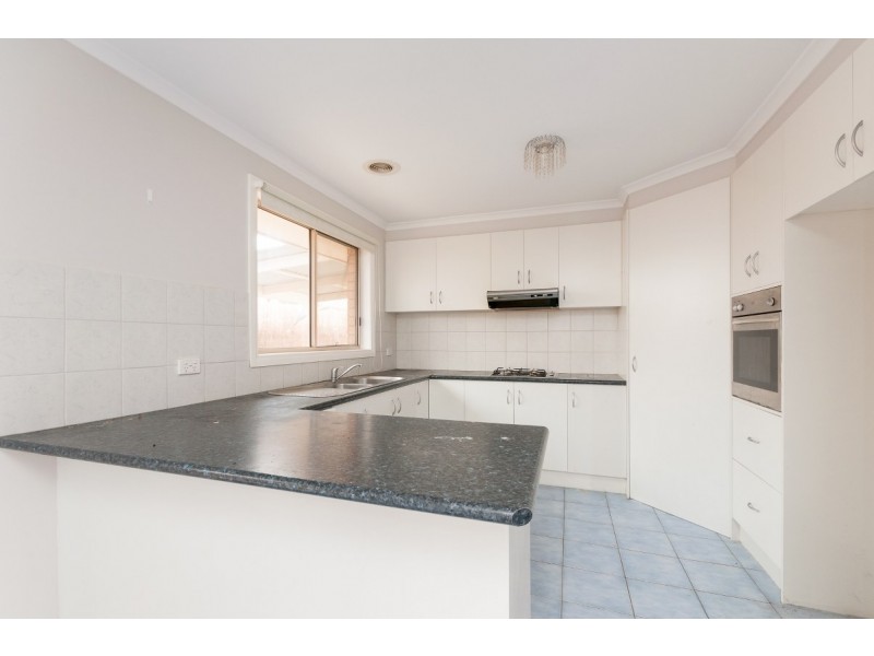 25 Limpopa Square, Roxburgh Park VIC 3064