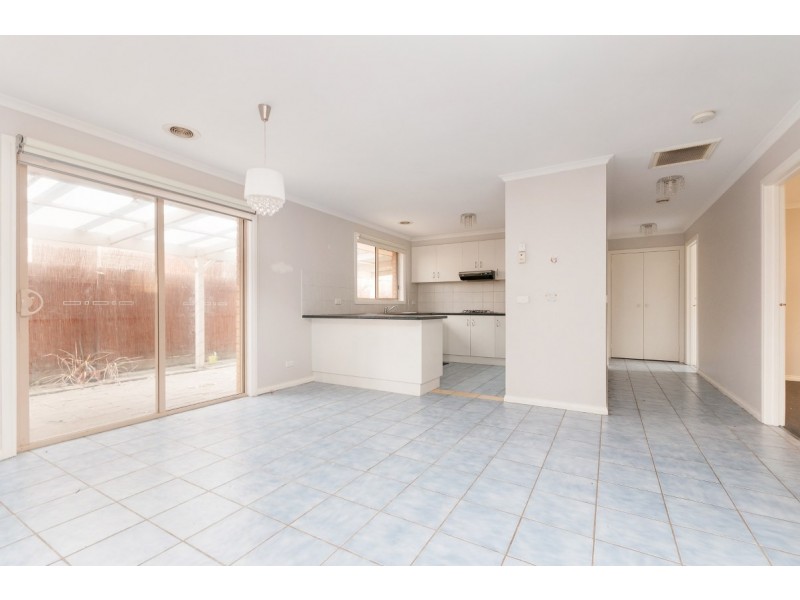 25 Limpopa Square, Roxburgh Park VIC 3064