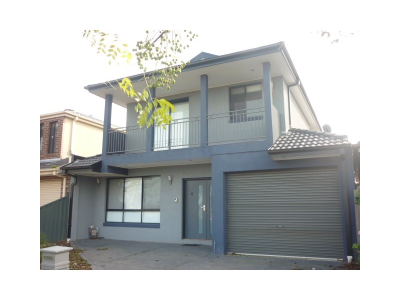 6 Paroo Avenue, Roxburgh Park VIC 3064