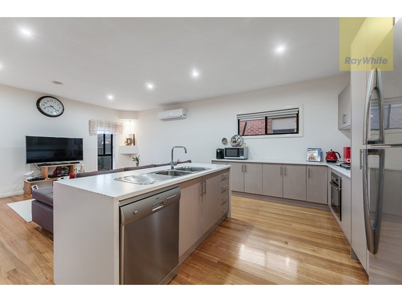 29 Somersby Road, Craigieburn VIC 3064