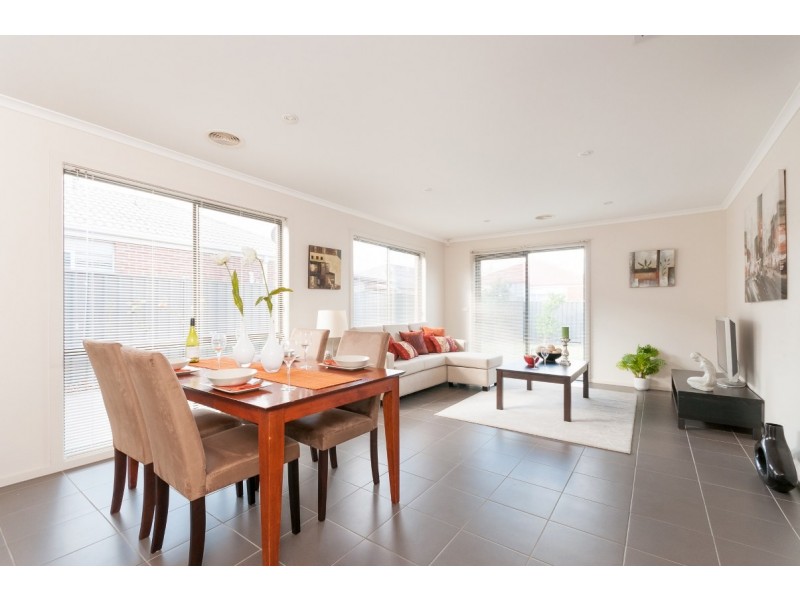 101 Mareeba Way, Craigieburn VIC 3064