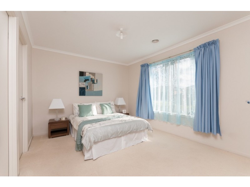 101 Mareeba Way, Craigieburn VIC 3064