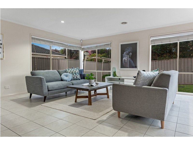 9 Creighton Way, Craigieburn VIC 3064