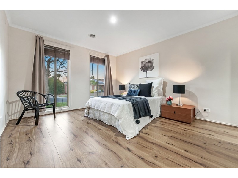 9 Creighton Way, Craigieburn VIC 3064