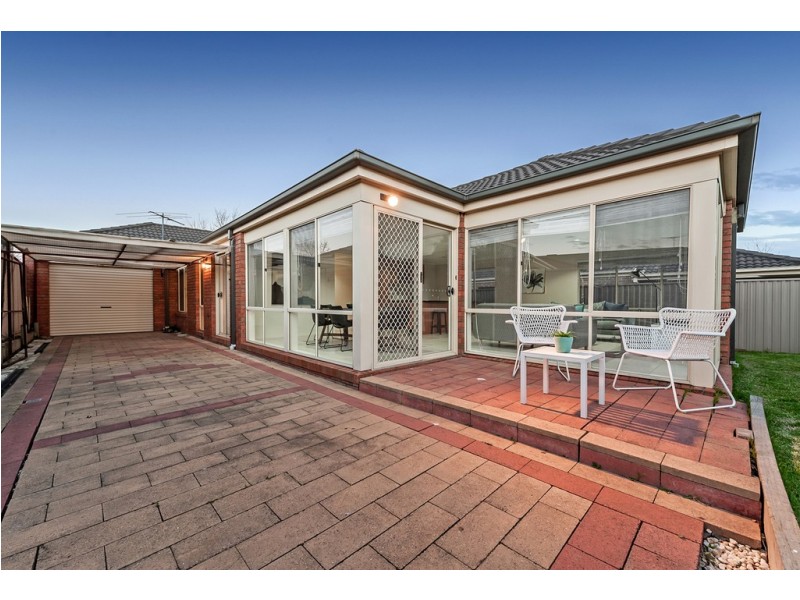 9 Creighton Way, Craigieburn VIC 3064