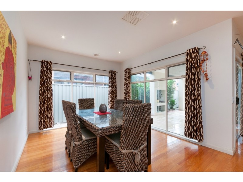8 Olympic Way, Craigieburn VIC 3064