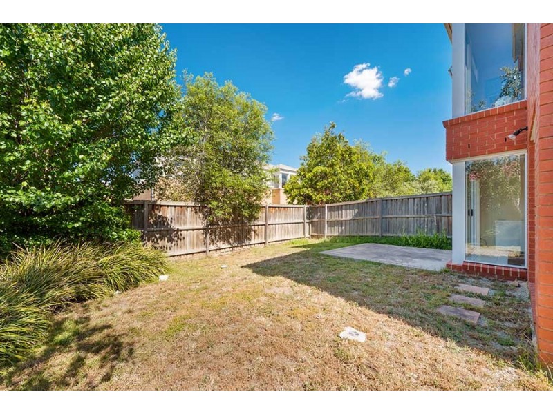 3 Portland Place, Roxburgh Park VIC 3064