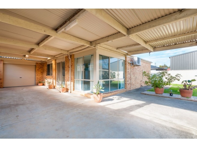 48 Mulberry Pass, Craigieburn VIC 3064