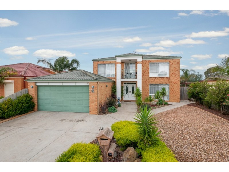 44 Santa Cruz Boulevard, Roxburgh Park VIC 3064