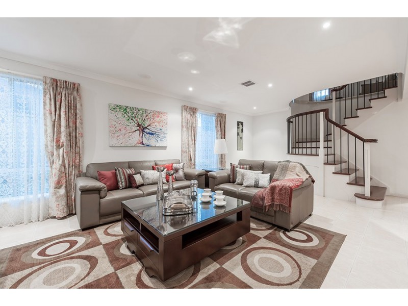 18 Threadneedle Street, Attwood VIC 3049