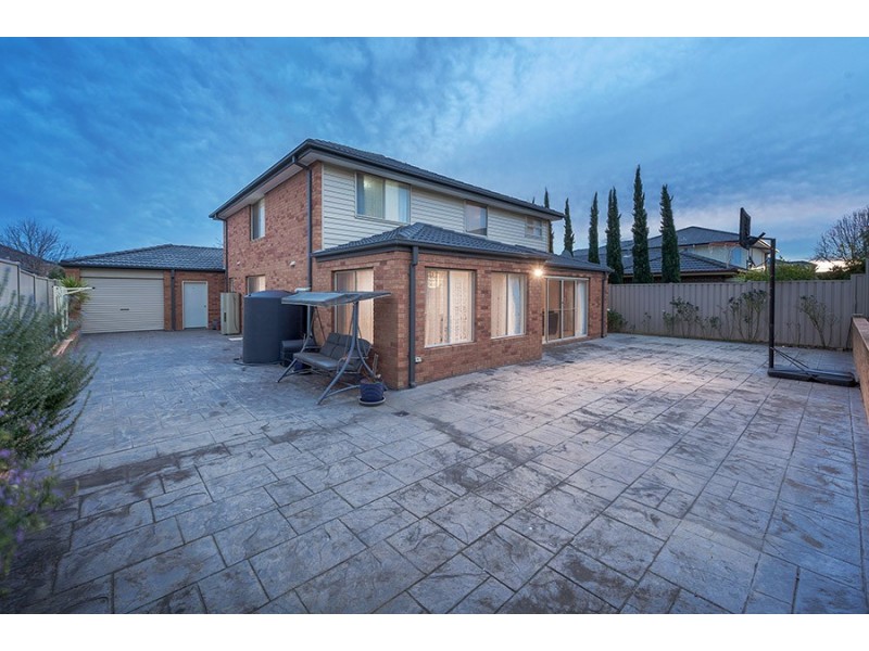 18 Threadneedle Street, Attwood VIC 3049