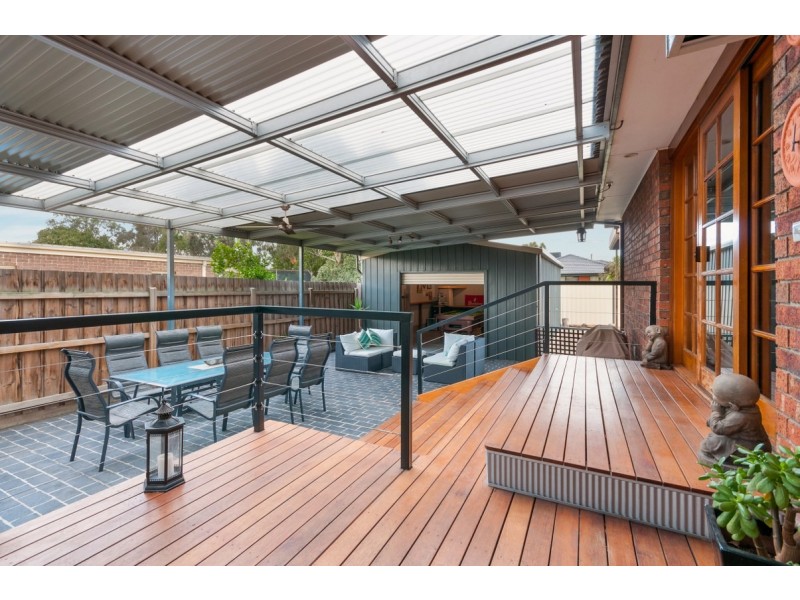 8 Kingston Heath Court, Craigieburn VIC 3064