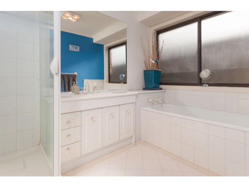 7 Kingston Heath Court, Craigieburn VIC 3064