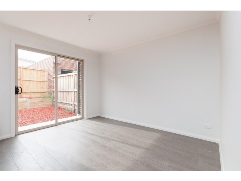 184 Grand Boulevard, Craigieburn VIC 3064