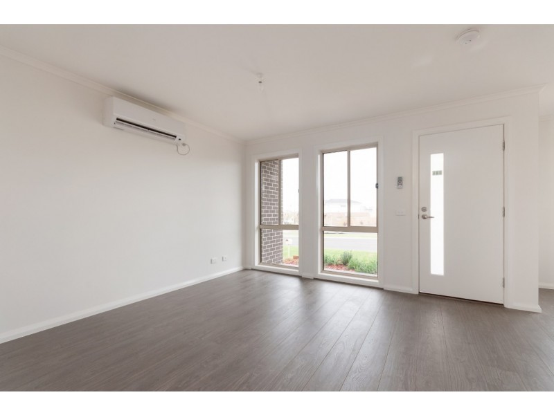 184 Grand Boulevard, Craigieburn VIC 3064