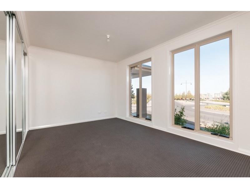 180 Grand Boulevard, Craigieburn VIC 3064