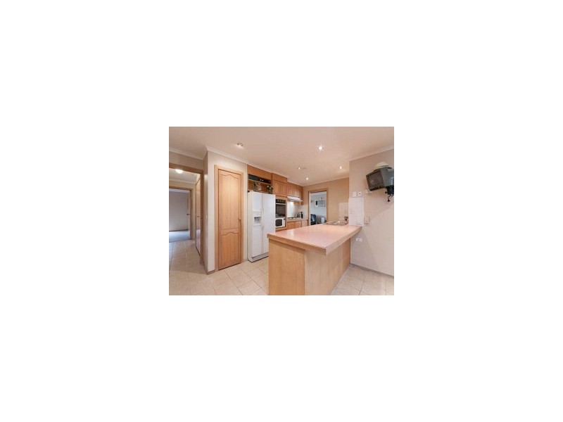 14 Longtown Court, Craigieburn VIC 3064