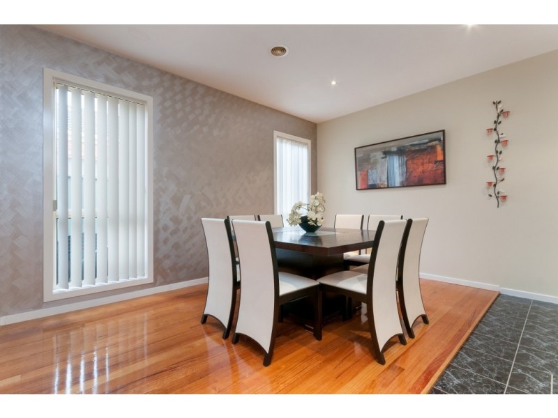 4 Studley Park Way, Craigieburn VIC 3064