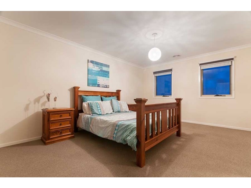 18 Silvan Terrace, Greenvale VIC 3059