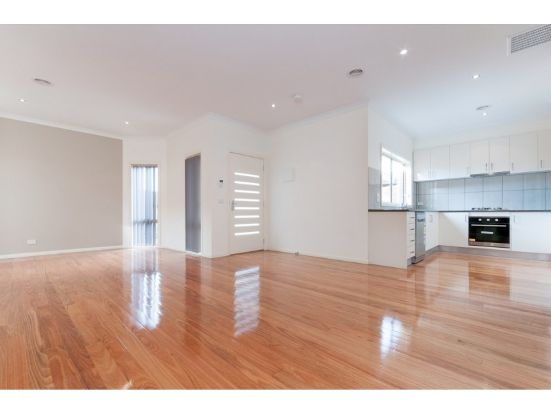 10A Whitley Crescent, Craigieburn VIC 3064