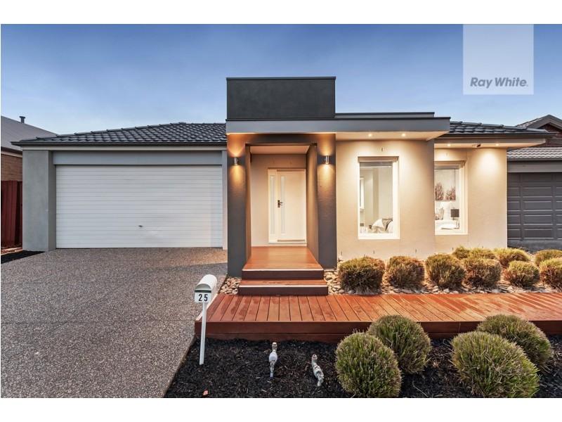 25 Hedges Street, Craigieburn VIC 3064