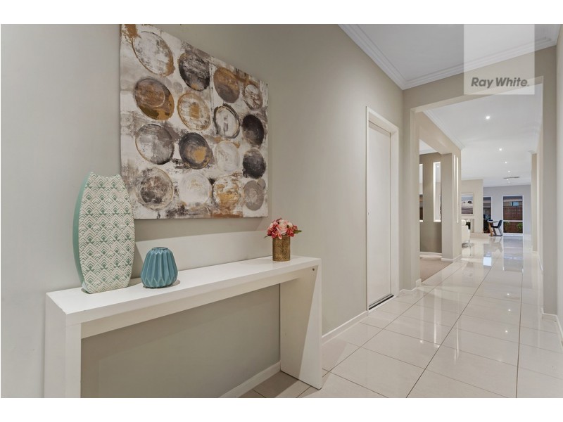 25 Hedges Street, Craigieburn VIC 3064