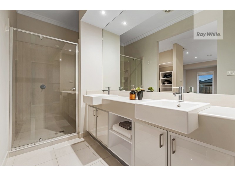 25 Hedges Street, Craigieburn VIC 3064