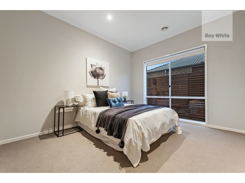 25 Hedges Street, Craigieburn VIC 3064