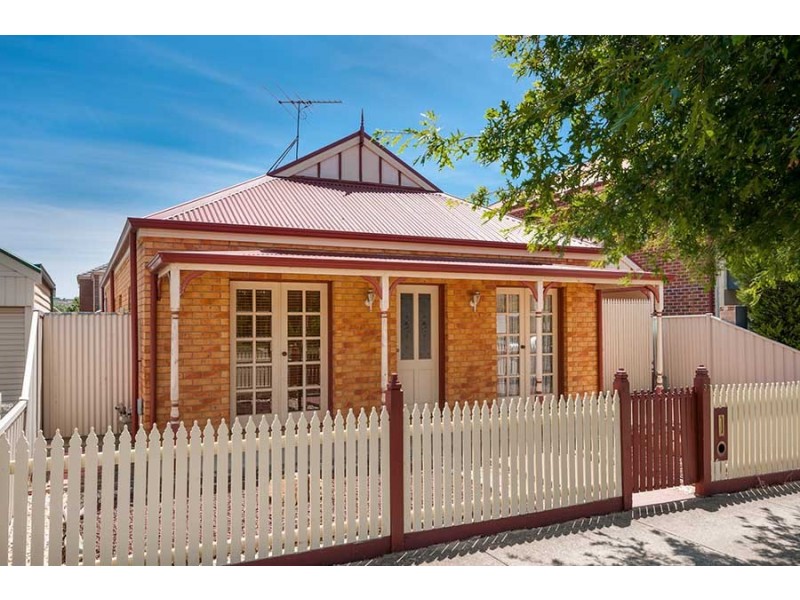 37 Woodlea Crescent, Craigieburn VIC 3064