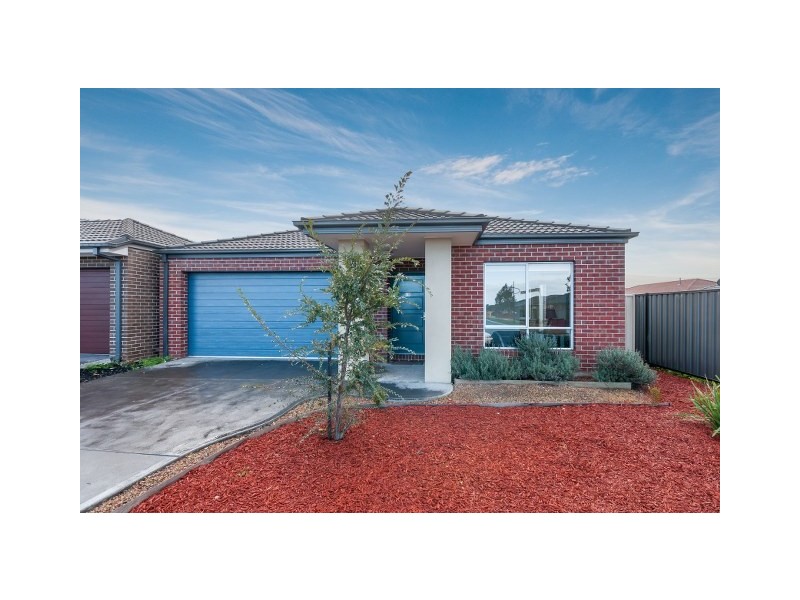 48 Biltmore Crescent, Roxburgh Park VIC 3064