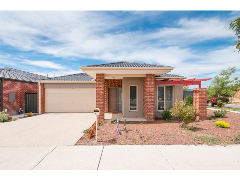 44 Domain Way, Craigieburn VIC 3064