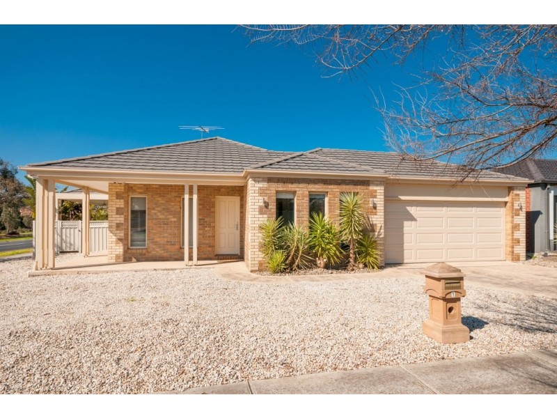 1 White Cedar Place, Craigieburn VIC 3064