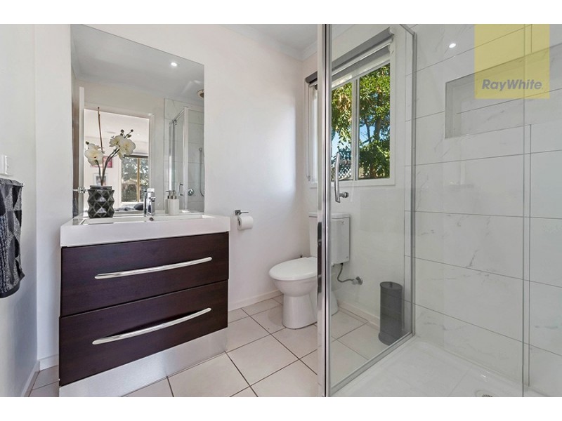 52 Woodlea Crescent, Craigieburn VIC 3064