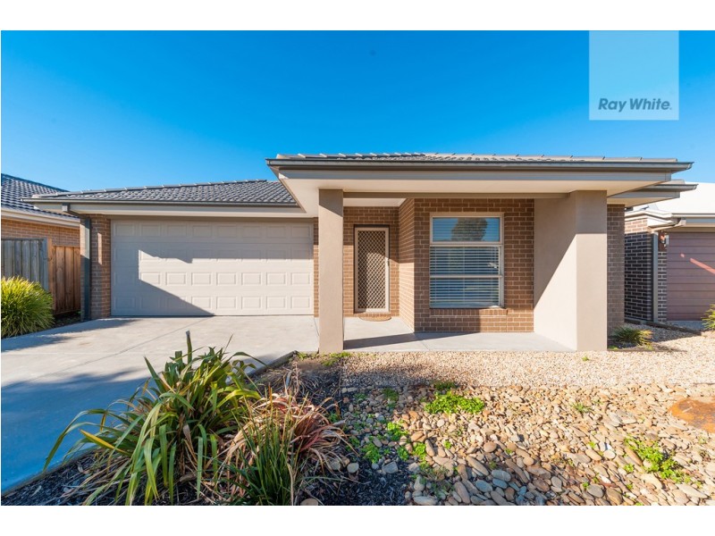 27 Belleview Crescent, Beveridge VIC 3753