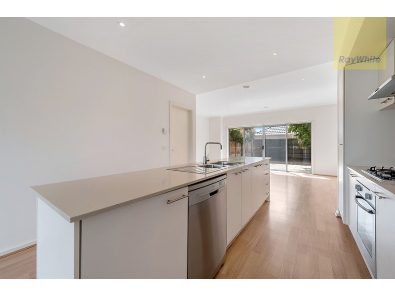 11/8 Moresby Court, Craigieburn VIC 3064