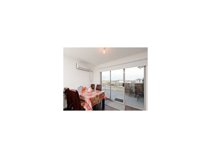 182A Grand Blv, Craigieburn VIC 3064