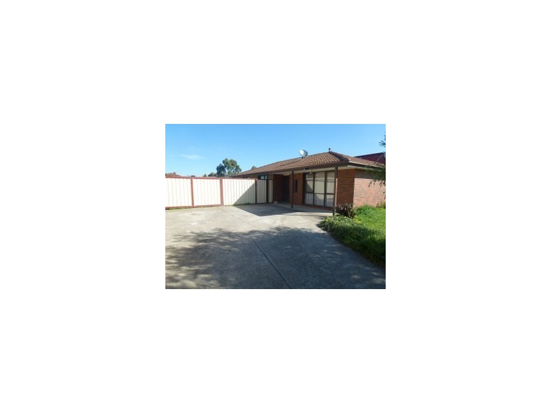 9 Metropolitan Avenue, Craigieburn VIC 3064