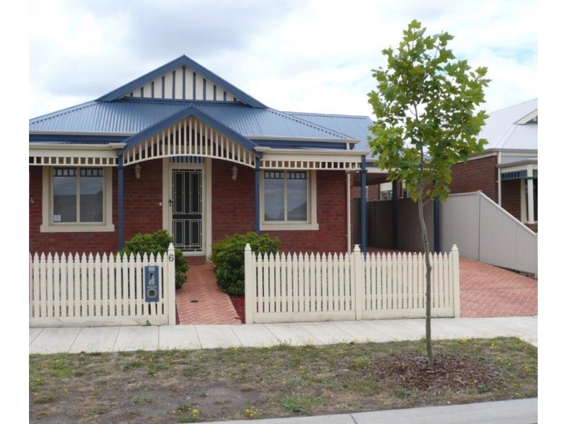 6 Roanoke Green, Craigieburn VIC 3064