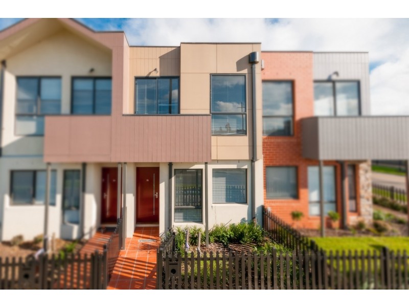 31 Huntington Drive, Craigieburn VIC 3064