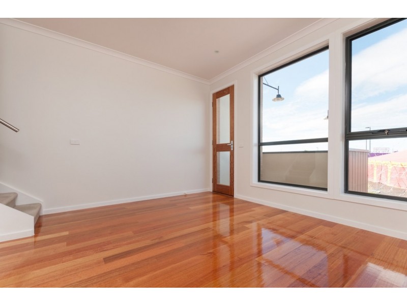 5A Huntington Drive, Craigieburn VIC 3064