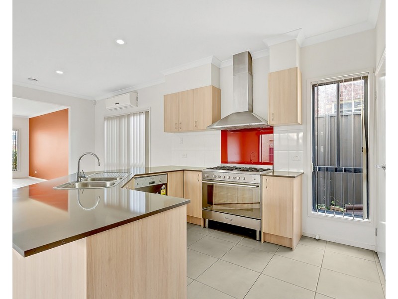 6 Corringa Way, Craigieburn VIC 3064