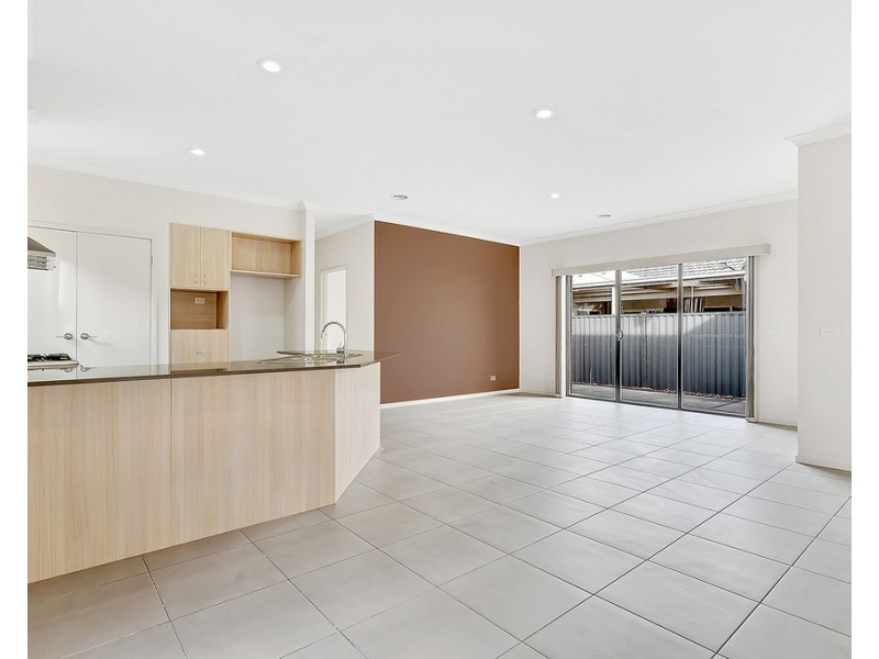 6 Corringa Way, Craigieburn VIC 3064