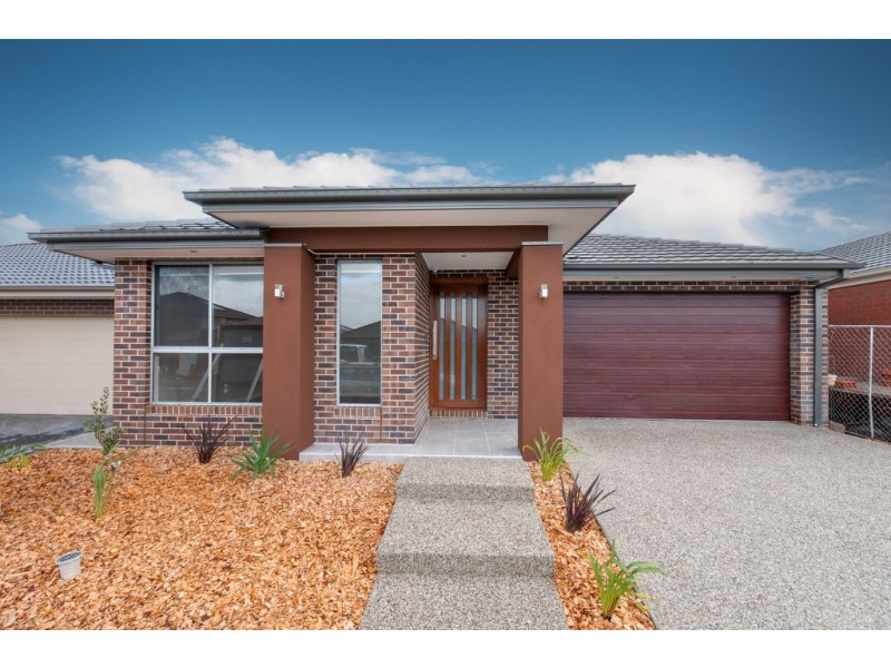 62 Evergreen Crescent, Craigieburn VIC 3064