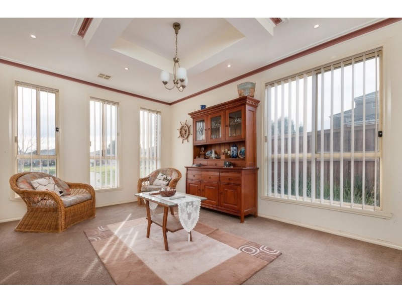 10 Osprey Place, Craigieburn VIC 3064