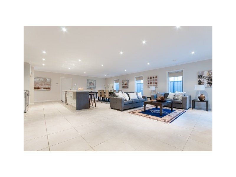 60 Bridgehaven Drive, Craigieburn VIC 3064