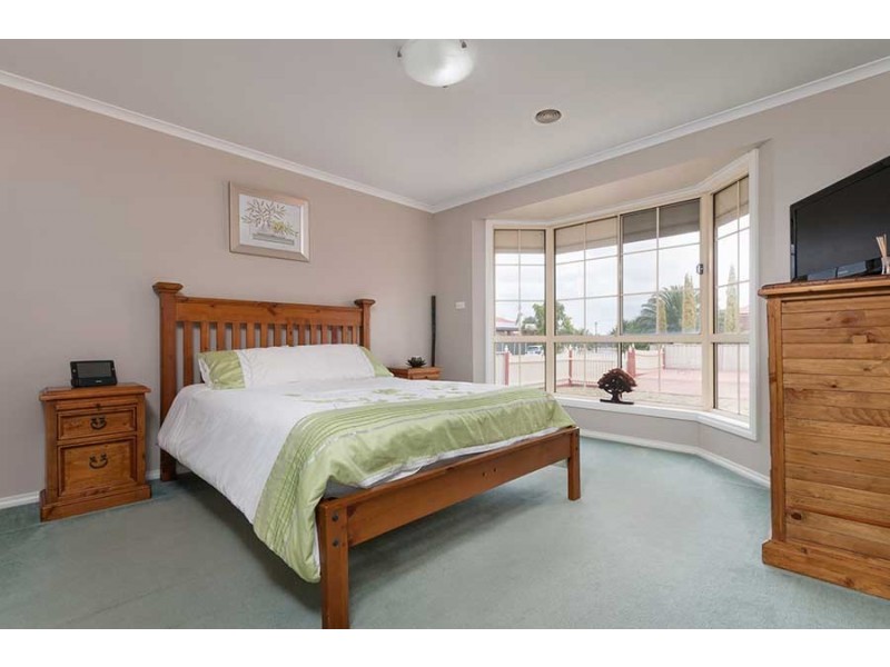 15 Goulburn Way, Craigieburn VIC 3064
