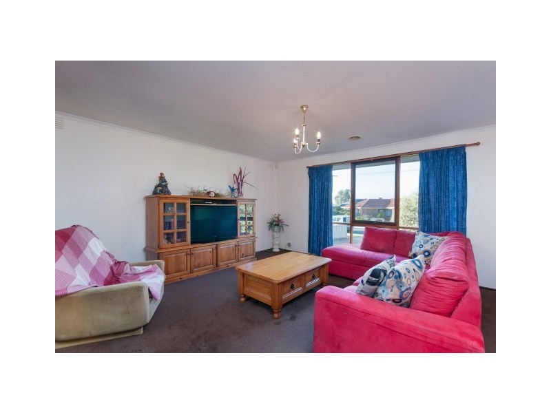 38 Langdon Crescent, Craigieburn VIC 3064