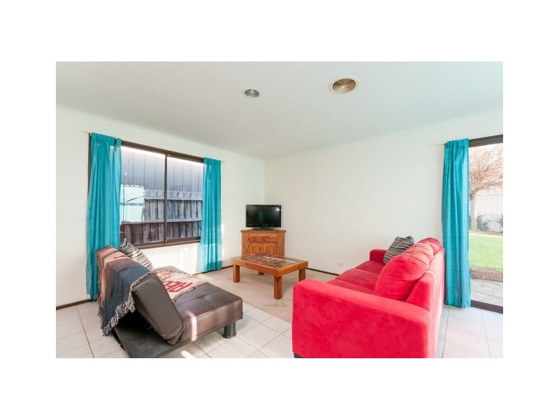38 Langdon Crescent, Craigieburn VIC 3064